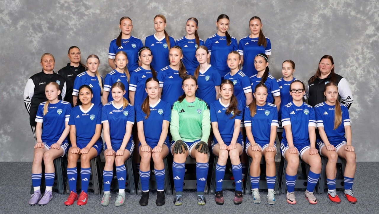 Tytöt 2011-2012